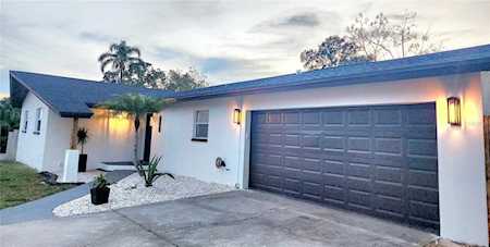 912 S Highland Ave Clearwater, FL 33756
