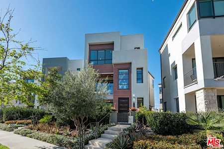 12667 Bluff Creek Dr Playa Vista, CA 90094