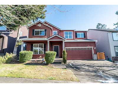 3240 Sabo LN West Linn, OR 97068
