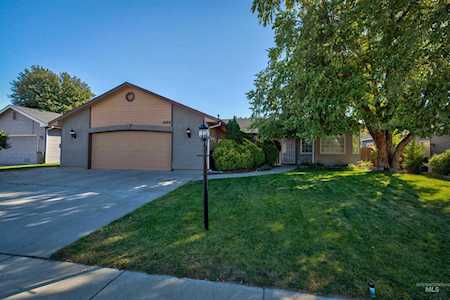 1869 E Meadowgrass St Meridian, ID 83642