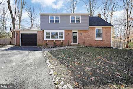 38 Manning Ln Cherry Hill, NJ 08003