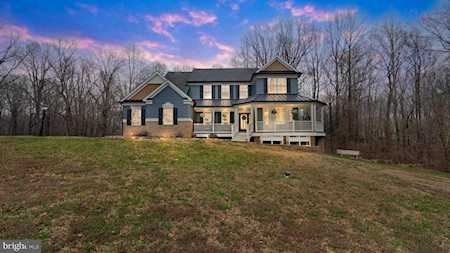 3225 Loring Dr Huntingtown, MD 20639