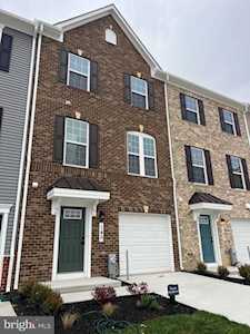 122 Summit Point Boulevard Bowie, MD 20716