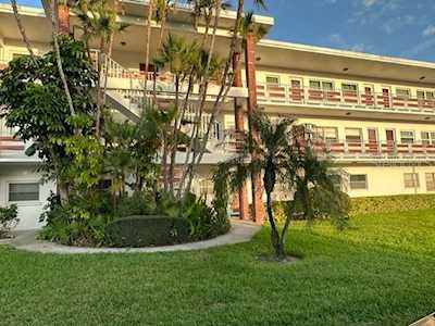 955 51st St N #205 St. Petersburg, FL 33710