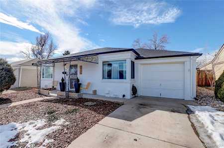 2945 Pontiac St Denver, CO 80207
