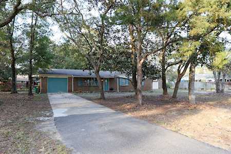 4243 Lancaster Drive Niceville, FL 32578