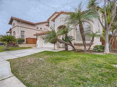 749 Whispering Trails Dr Chula Vista, CA 91914