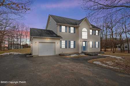 128 Journey Dr Albrightsville, PA 18210