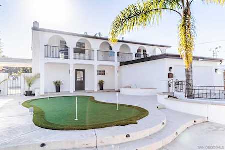 7424 Margerum Ave San Diego, CA 92120