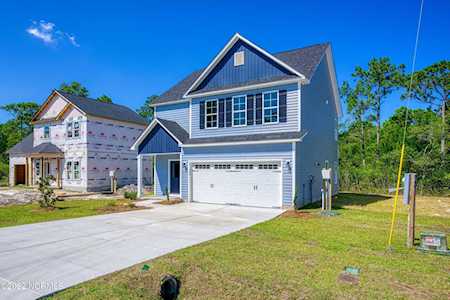 157 Everett Yopp Drive Sneads Ferry, NC 28460