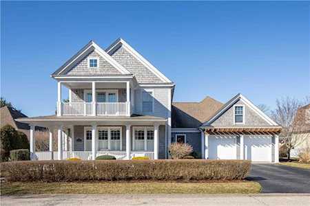 271 Wickford Point Rd North Kingstown, RI 02852