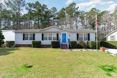 828 Watson Avenue Calabash, NC 28467