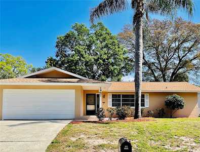 1987 Elliott Dr Clearwater, FL 33763