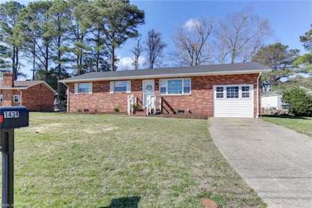 1434 Redwood Ct Suffolk, VA 23434