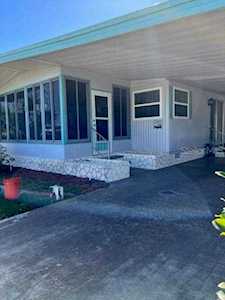 2365 W Coach N Four Dr Leesburg, FL 34748