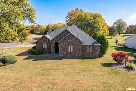 516 Country Club Dr Pekin, IL 61554