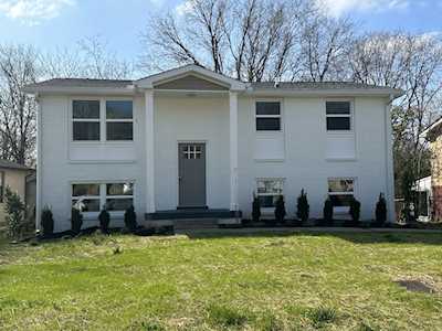 3137 Ewingwood Dr Nashville, TN 37207