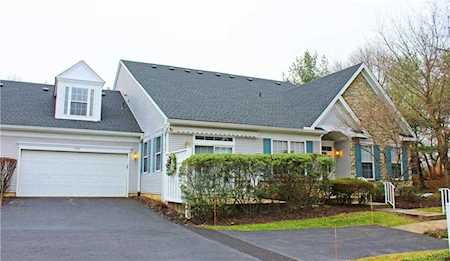 1826 Felicity Ln Hellertown, PA 18055