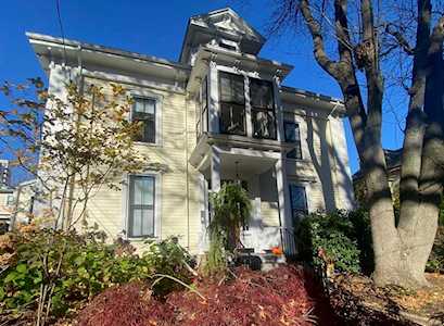21 Lee Street #4R Cambridge, MA 02139