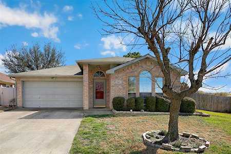 5602 Alicante Drive Arlington, TX 76017