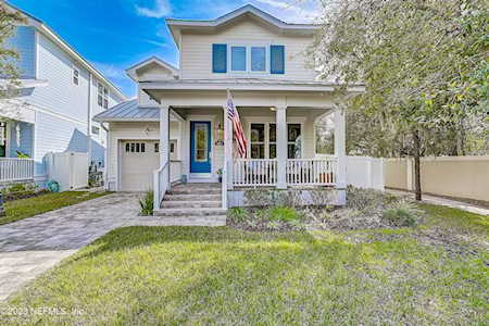 1997 Amelia Oaks DR Fernandina Beach, FL 32034