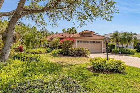 5851 Fairwoods CIRCLE Sarasota, FL 34243
