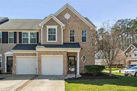 100 Riva Ct Yorktown, VA 23690