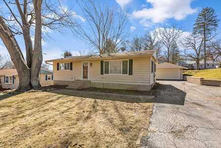 813 W Broadway St Mchenry, IL 60051