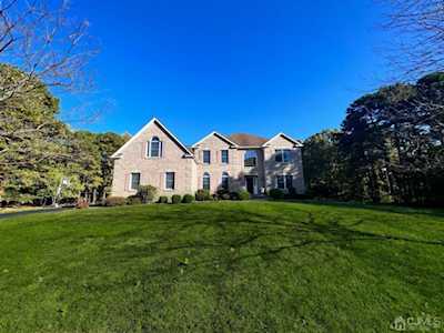 14 Cottonwood Court Monroe, NJ 08831
