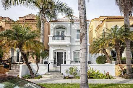 117 7th St Huntington Beach, CA 92648