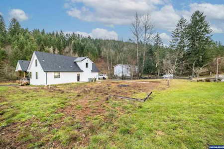 325 Taylor Creek (Next To) Dr Sweet Home, OR 97386