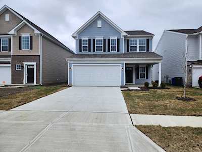5327 Shannon Square Drive Canal Winchester, OH 43110