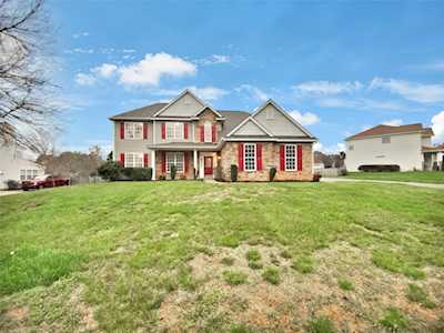 4818 Sandtyn Dr Waxhaw, NC 28173