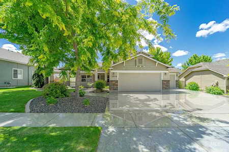 2919 E Falcon Drive Meridian, ID 83642