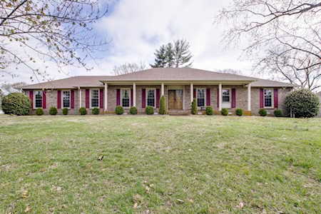 9513 Inavale Ln Brentwood, TN 37027