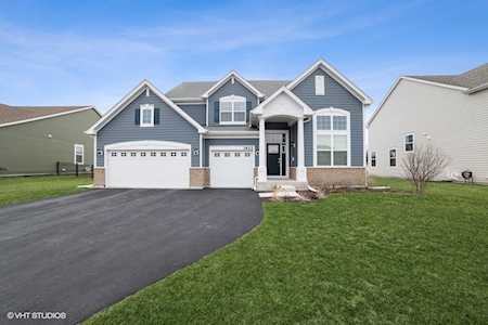 3622 Eldorado Rd Elgin, IL 60124