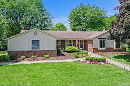 12215 Appletree Dr Plymouth Twp, MI 48170
