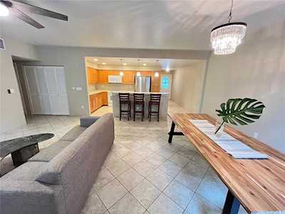 7012 Hawaii Kai Drive #202 Honolulu, HI 96825