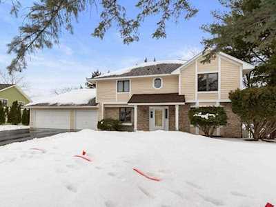 7982 Island Road Eden Prairie, MN 55347