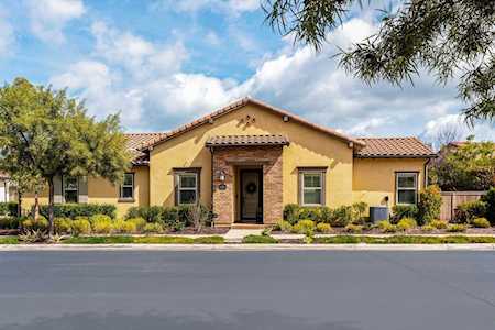 8151 Auberge Cir San Diego, CA 92127