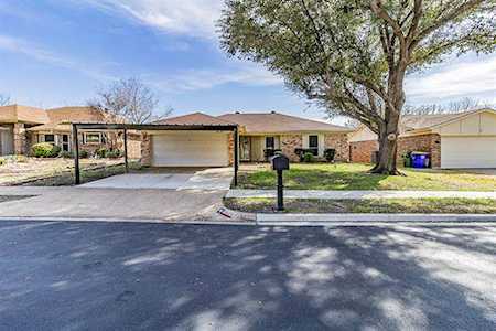 6620 Valley View Drive Watauga, TX 76148
