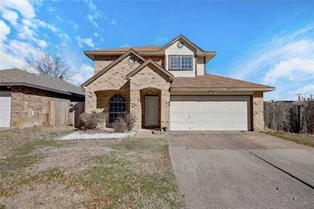533 Sea Rim Drive Arlington, TX 76018