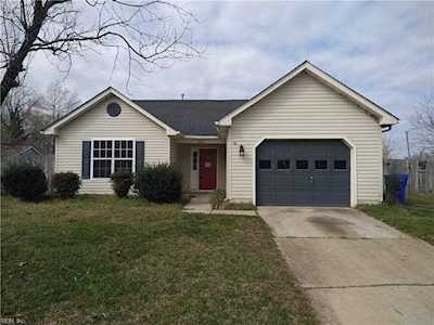 204 Cypress Ct Suffolk, VA 23434