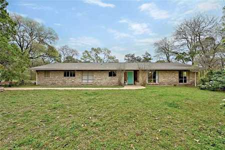 5645 Oak BLVD Austin, TX 78735