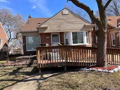 11422 Crosley Redford Twp, MI 48239