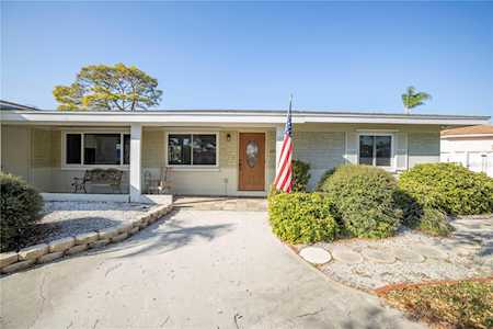 1251 37th Ave NE St. Petersburg, FL 33704