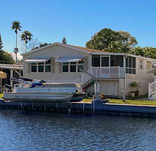 15 Yawl Ln Palm Harbor, FL 34683