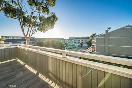 1 Land Fall Ct Newport Beach, CA 92663