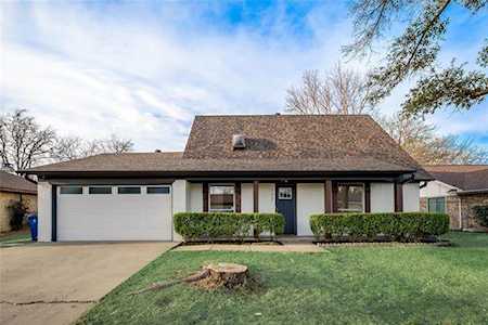 730 Pecan Street Burleson, TX 76028