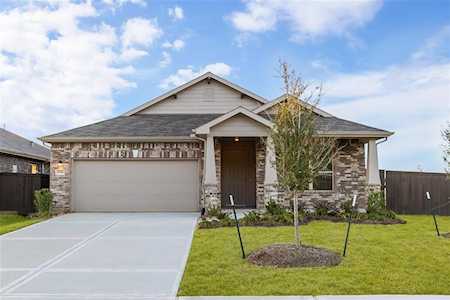 21741 Southern Valley Ln New Caney, TX 77357